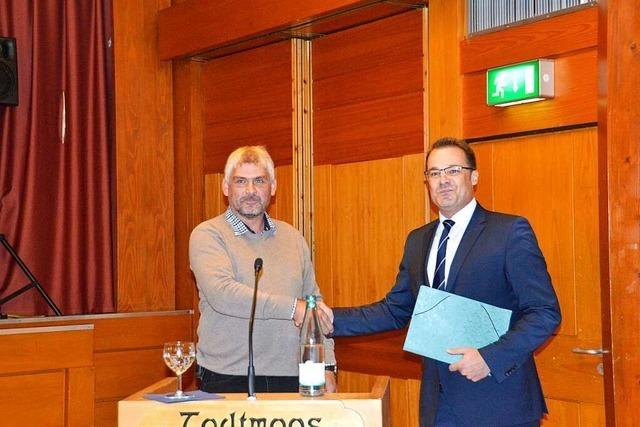 Marcel Schneider im Amt als Bürgermeister von Todtmoos vereidigt