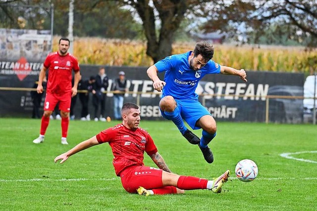 Der Eindruck tuscht: Rasim Kastrati u...(hier Marc Stefan) nicht berspringen.  | Foto: Wolfgang Knstle