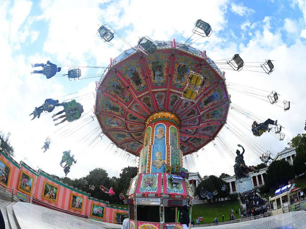 Fotos: Party, Promis und Promille auf dem Oktoberfest 2022 in Mnchen