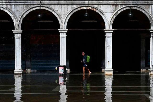 Fotos: Sightseeing mit nassen Fen – Venedig steht unter Wasser