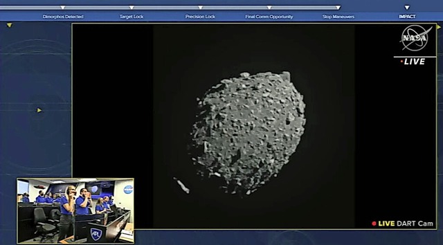 Die Kollision zwischen Sonde  und Asteroid (Foto) wurde live bertragen.  | Foto: ASI, NASA (dpa)