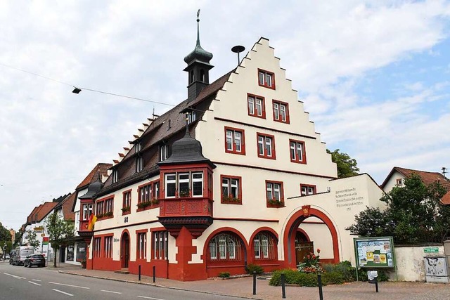 Auch das Rathaus in Kippenheim ist von...Senkung der Raumtemperatur betroffen.   | Foto: Wolfgang Knstle