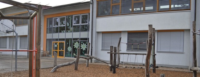 Die Grundschule Biederbach war im Jahr 1964 erbaut worden.  | Foto: Nikolaus Bayer