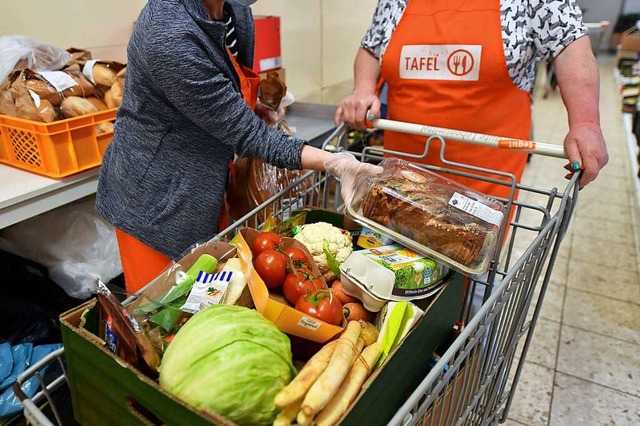 Die Tafeln retten Lebensmittel, die ni...n, und geben sie an Bedrftige weiter.  | Foto: Martin Schutt