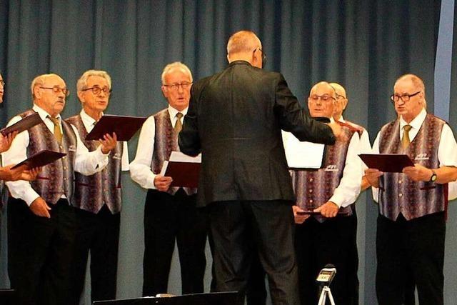 Der Männergesangverein Reichenbach bietet eine Vielfalt an Musik bei seinem Konzertabend