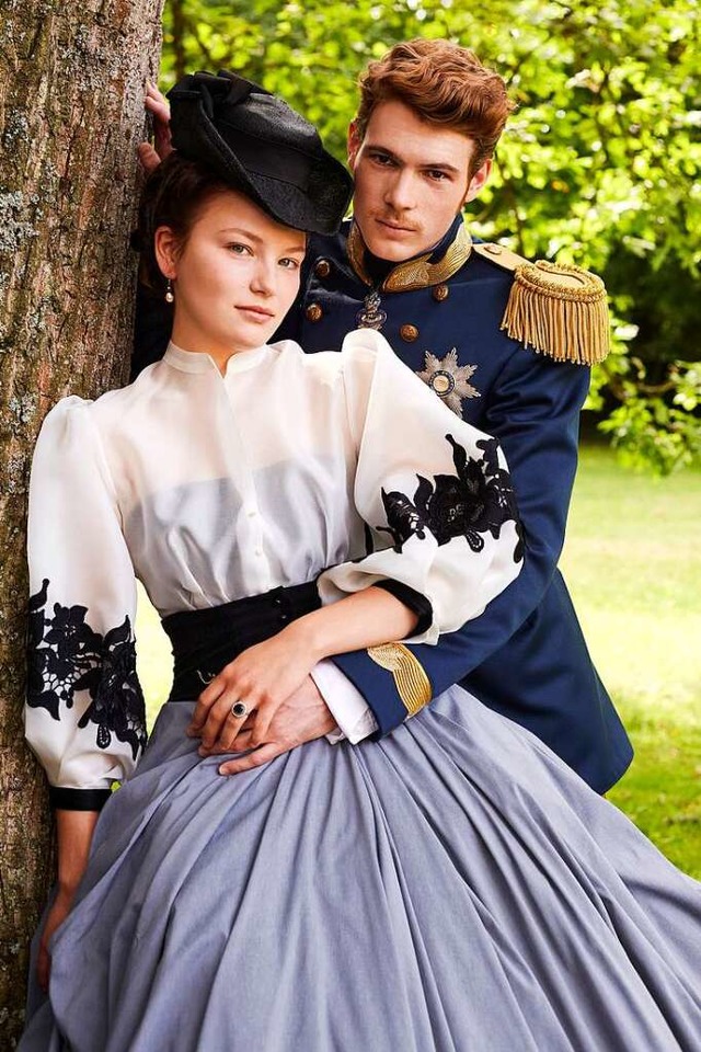Devrim Lingnau als Kaiserin Elisabeth .... Die Serie ist bei Netflix verfgbar.  | Foto: --- (dpa)