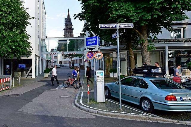 Elfjähriger wird von drei Jugendlichen in der Freiburger Altstadt bespuckt