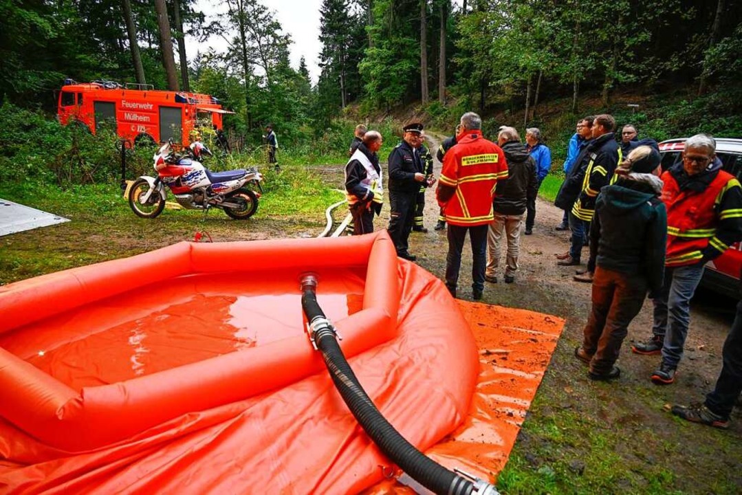 Wichtig für die Löschwasserversorgung:...inem Fassungsvermögen von 15000 Liter.  | Foto: Volker Münch
