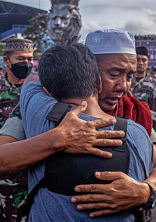 Trauernde in Indonesien  | Foto: JUNI KRISWANTO (AFP)