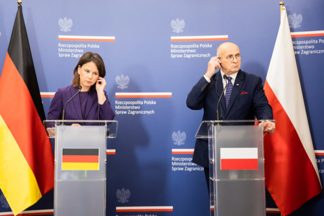Baerbock lehnt polnische Forderungen nach Reparationen ab