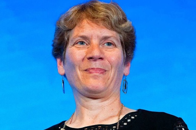 Die US-amerikanische Chemikerin Caroly...elpreis fr Chemie verliehen bekommen.  | Foto: BENOIT DOPPAGNE (AFP)