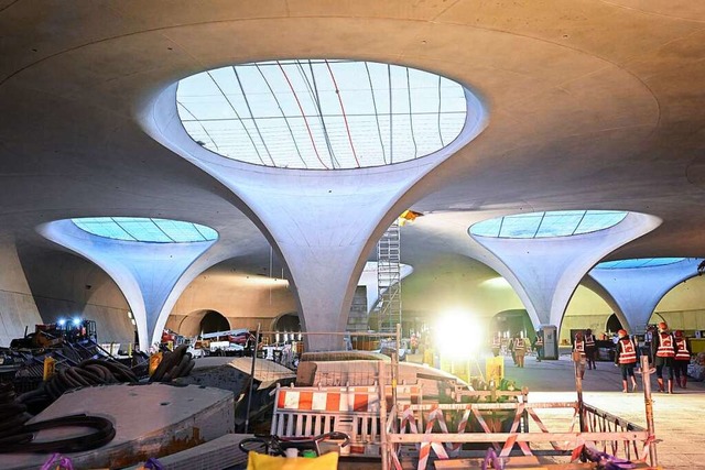 Die Baustelle des neuen Hauptbahnhofs im September 2022  | Foto: Bernd Weibrod (dpa)