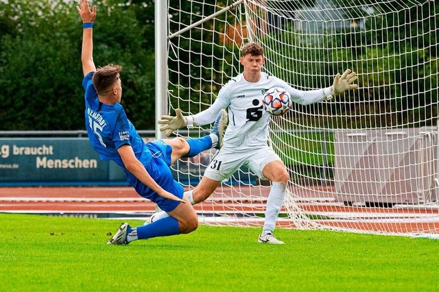 Es hapert bei den Blauen am Toreschie...l des FC Neustadt in Konstanz so sein?  | Foto: Wolfgang Scheu