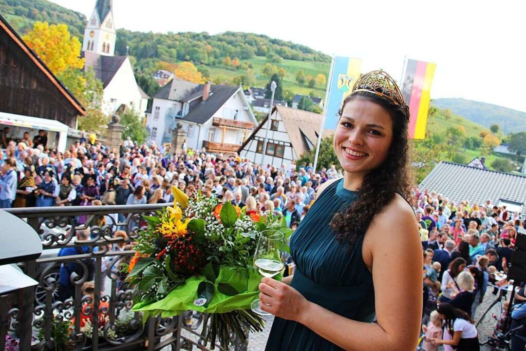 Katrin Lang wurde vor einer Woche zur Deutschen Weinkönigin gewählt.  | Foto: Mario Schöneberg
