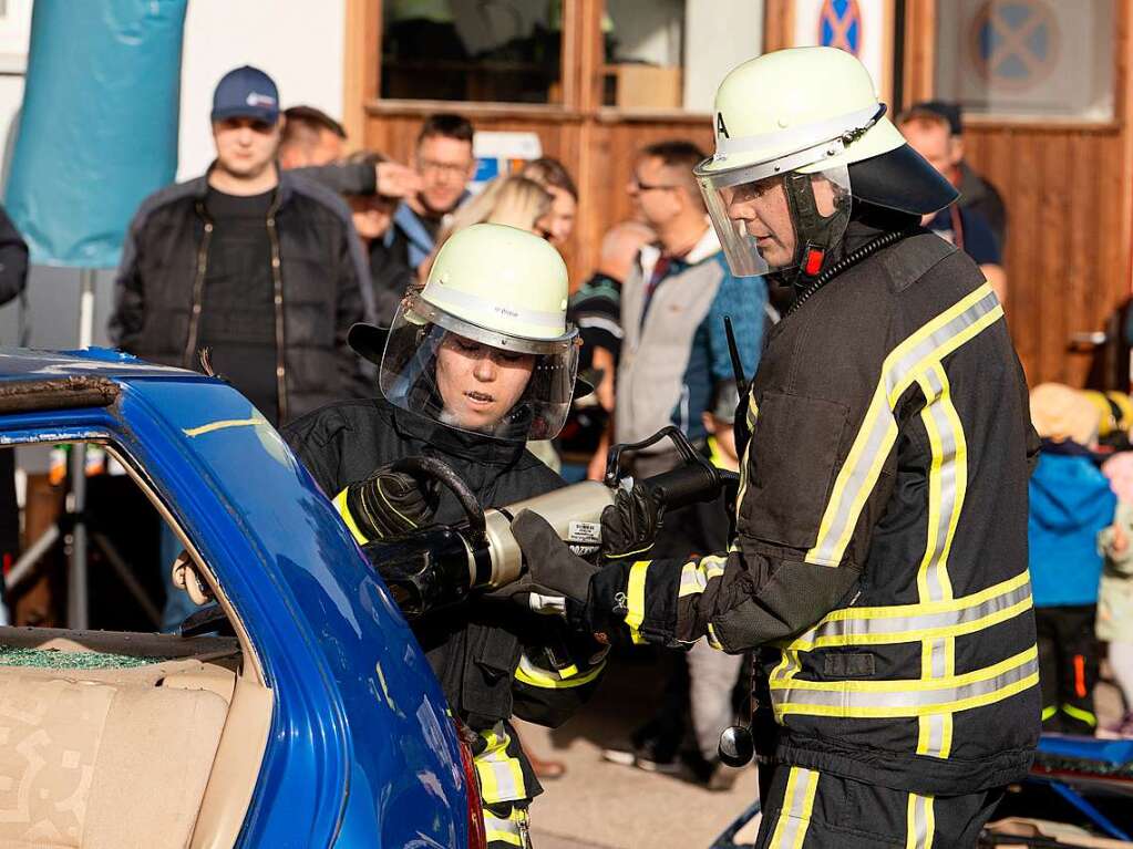 Feuerwehr zum Erleben und Anfassen gab es beim Tag der Feuerwehr in Gndelwangen.