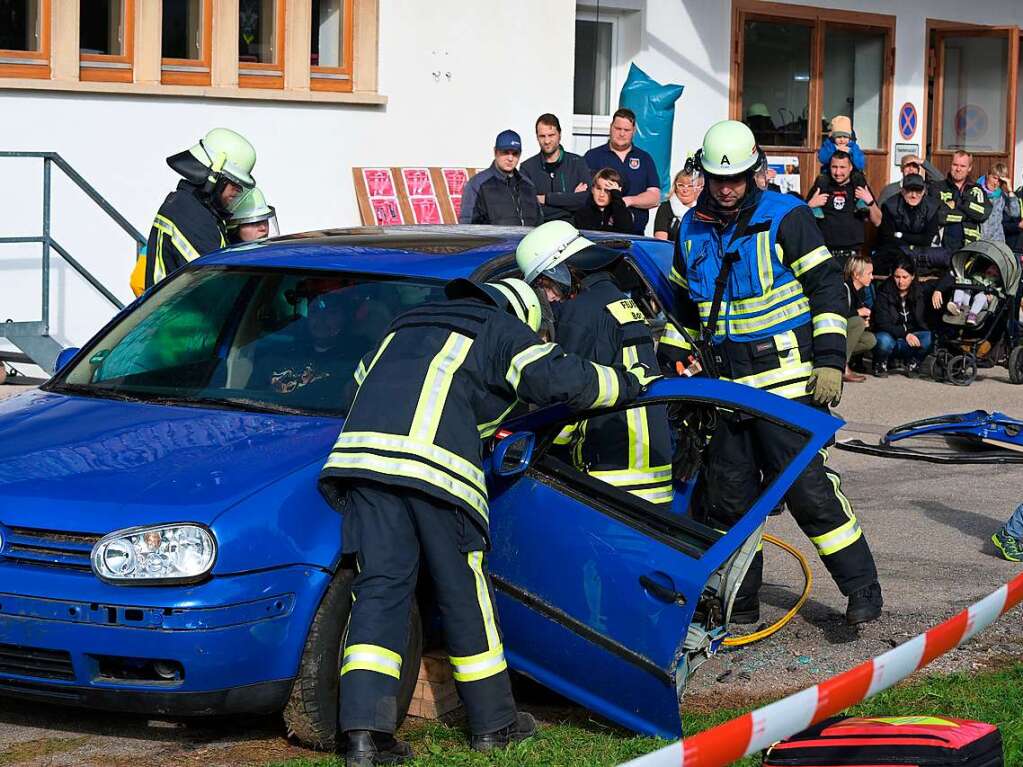 Feuerwehr zum Erleben und Anfassen gab es beim Tag der Feuerwehr in Gndelwangen.