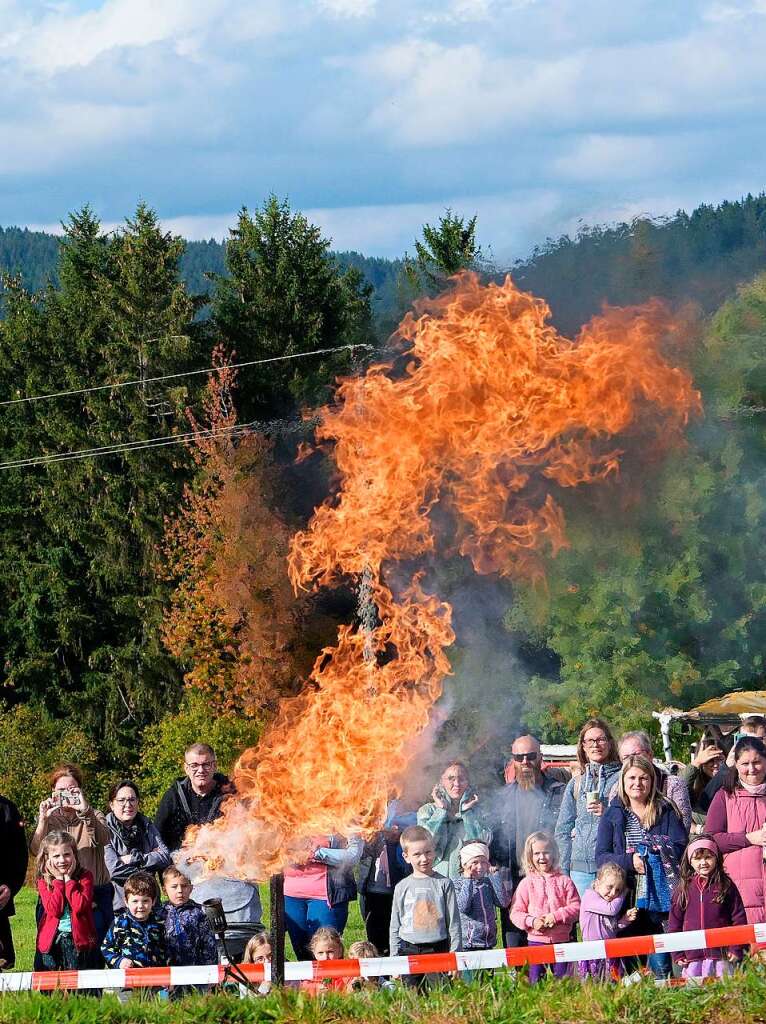 Feuerwehr zum Erleben und Anfassen gab es beim Tag der Feuerwehr in Gndelwangen.