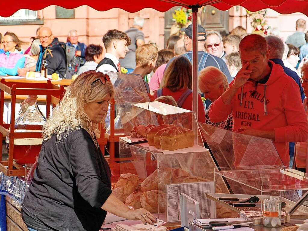 Impressionen vom dritten "Alemannischen Brotmarkt" mit groem Festumzug am Wochenende in Endingen.