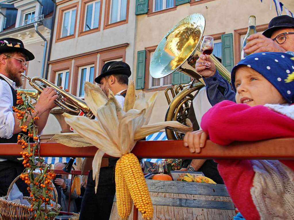 Impressionen vom dritten "Alemannischen Brotmarkt" mit groem Festumzug am Wochenende in Endingen.