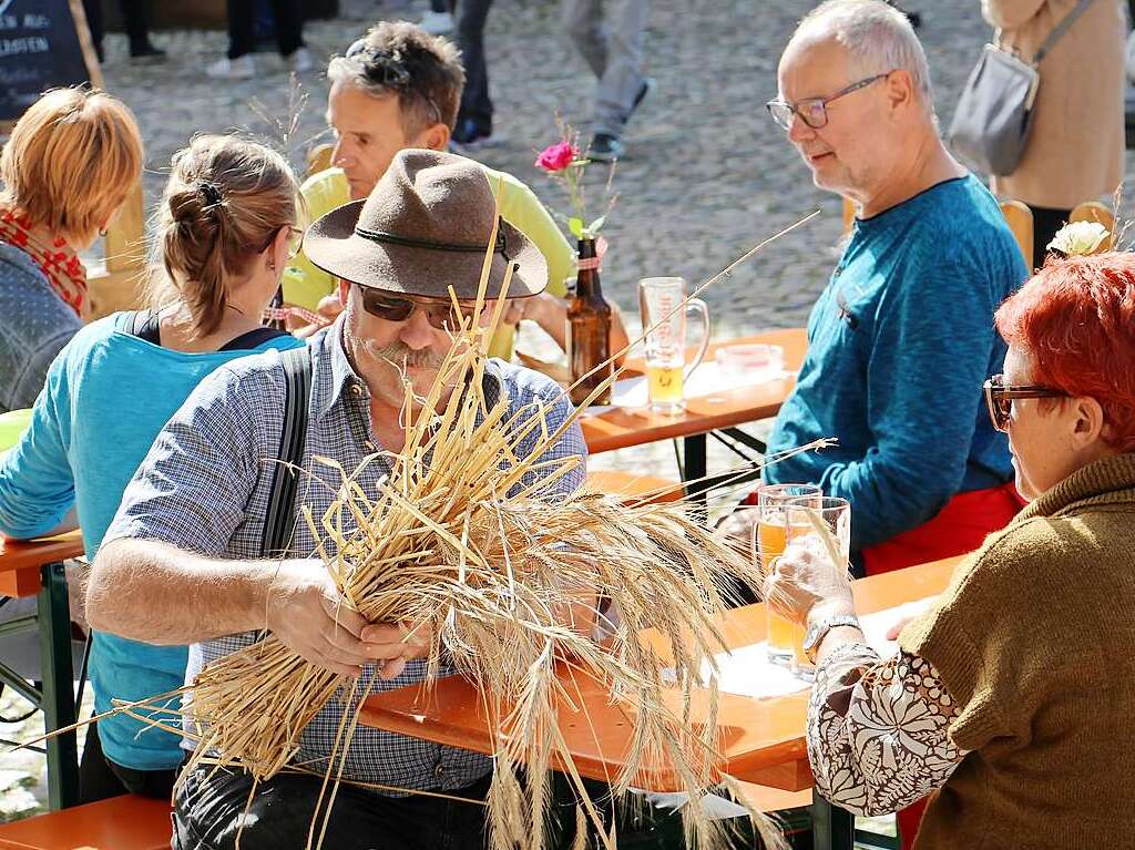 Vom Korn zum Brot: Impressionen vom dritten "Alemannischen Brotmarkt" mit groem Festumzug am Wochenende in Endingen.