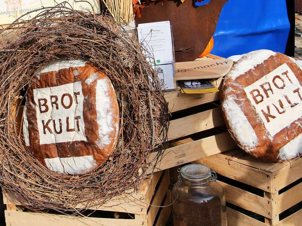 Impressionen vom dritten "Alemannischen Brotmarkt" mit groem Festumzug am Wochenende in Endingen.