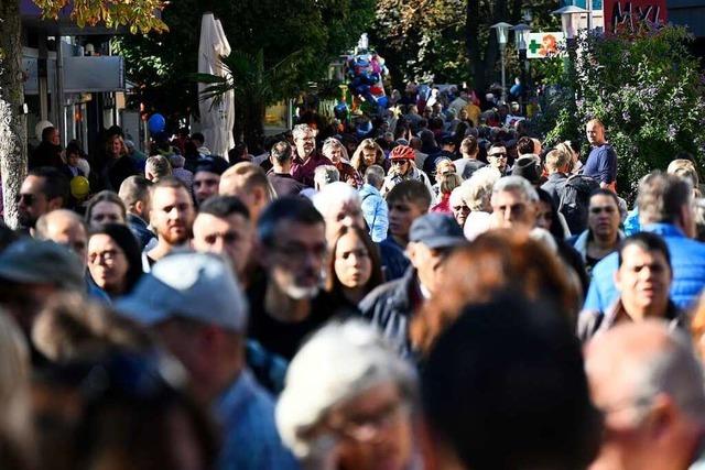 Fotos: Riesenandrang beim verkaufsoffenen Sonntag Bad Krozingen im Herbst