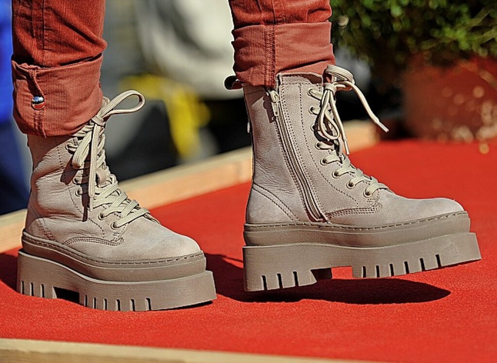Die Schuhmode wird rustikal.  | Foto: Hans-Peter Mller