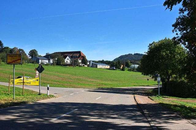 Hier an der Ecke in Mubach gegenber ...rgertehaus fr Freiamt gebaut werden.  | Foto: Benedikt Sommer