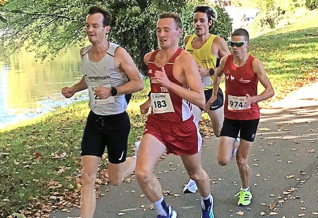 In der Verfolgerrolle: Lukas Ehrle (rechts) in Heilbronn.   | Foto: BZ