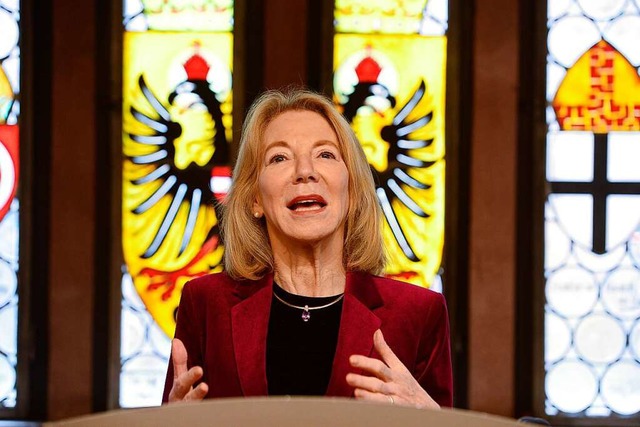 Wonderful City: US-Botschafterin Amy Gutmann beim Empfang in der Gerichtslaube  | Foto: Ingo Schneider