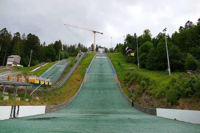 Ski-Club-Mitglieder fiebern ersten Wettkämpfen auf Hinterzartens neuer Schanze entgegen
