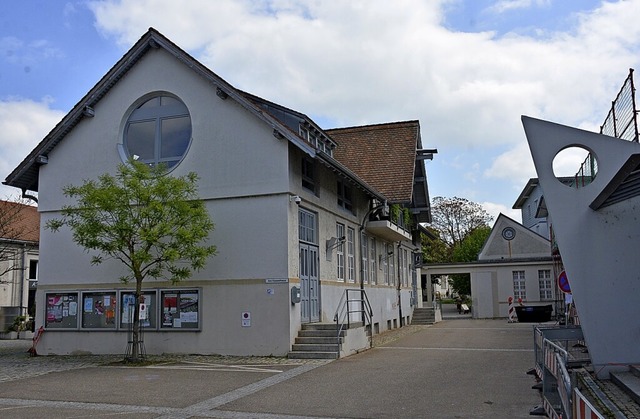 Das Museum Weiler Textilgeschichte (links) ist am Rhein-Projekt beteiligt  | Foto: Hannes Lauber