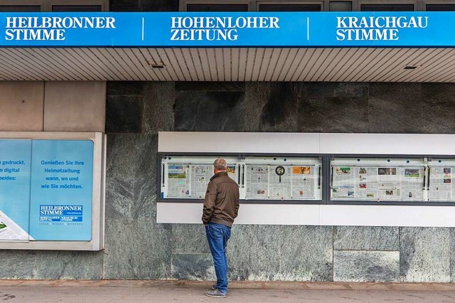 Eine gedruckte Ausgabe der Heilbronner... wird am Montag wohl nicht erscheinen.  | Foto: Christoph Schmidt (dpa)