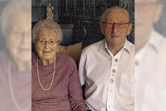 Ehepaar hält sich 65 Jahre lang die Treue