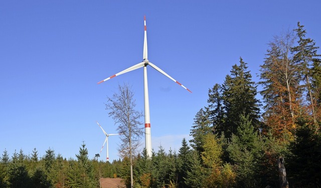 Seit Oktober 2020 ist der Windpark Rot...ach mit allen drei Anlagen in Betrieb.  | Foto: Nikolaus Bayer