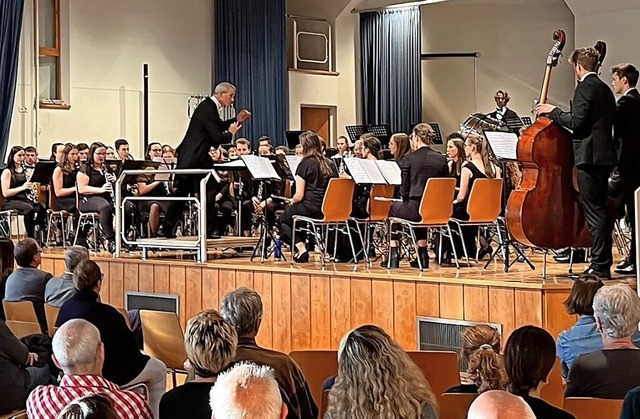 <BZ-FotoAnlauf>Der Lions Club</BZ-Foto...ud zum Benefizkonzert nach Schliengen.  | Foto: Lieven van der Hoofd