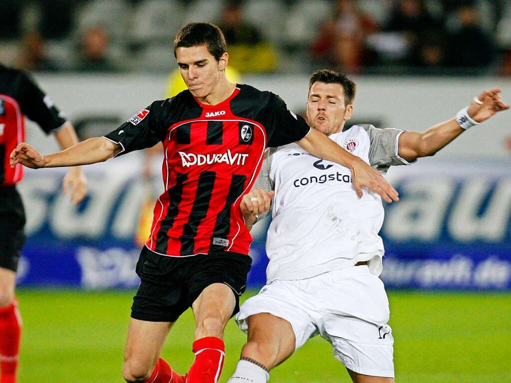 10. November 2008: In der Folgesaison revanchierten sich die Freiburger fr die 0:5-Klatsche: Beide Spiele konnte der Sportclub fr sich entscheiden. Johannes Flum gehrt im brigen zu den Spielern, die fr beide Vereine aufgelaufen sind.