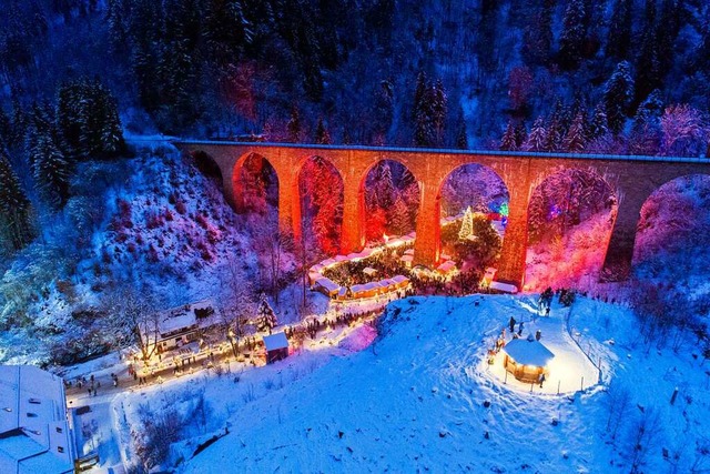 An den vier Adventswochenende findet d...htsmarkt in der Ravennaschlucht statt.  | Foto: Hochschwarzwald Tourismus GmbH