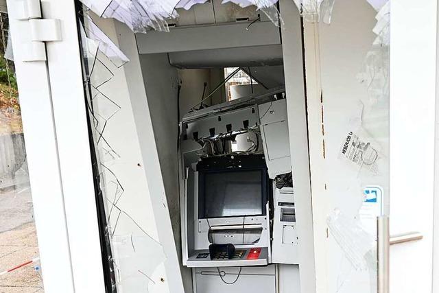 Polizei schlägt Alarm: Immer heftigere Anschläge auf Geldautomaten