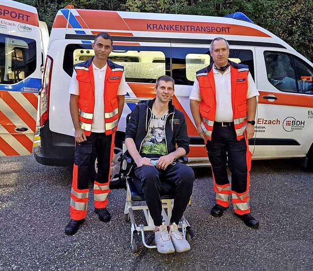 Krankentransport eines querschnittsgel...ovic, Krzysztof K. und Holger Weidele.  | Foto: BDH-Klinik Elzach