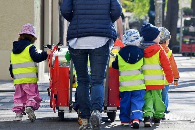 Baden-Wrttemberg erlaubt Ausnahmen in Kitas: Zwei Kinder mehr pro Erzieherin
