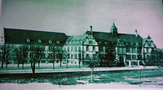 Eine historische Aufnahme der alten Rh...sschule, spter Schillerschule genannt  | Foto: Roswitha Frey