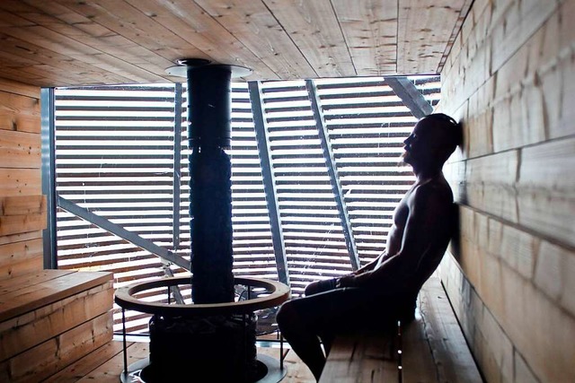 Eine Saune ist oft ein kleiner Raum au... und Klte ist gut fr die Gesundheit.  | Foto: SAM KINGSLEY (AFP)