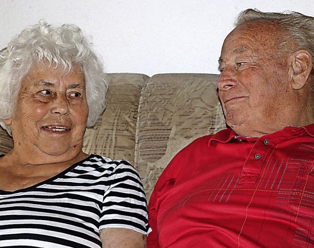 Blicken heute auf 60 gemeinsame Jahre: Elfriede und Franz Waldkircher.  | Foto: Martha Weishaar