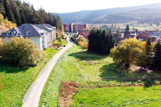 Im Dreieck zwischen der Hangenwies (li...rechts) will die Lebensheimat bauen.    | Foto: kamera24