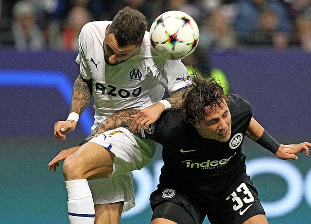 Eintracht-Spieler Luca Pellegrini (rec...en sdbadischen Club SV Linx spielte    | Foto: DANIEL ROLAND (AFP)