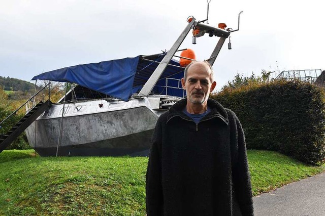 Holger Bhrle baut seit 1997 an seinem Segelboot in Au.  | Foto: Sophia Hesser