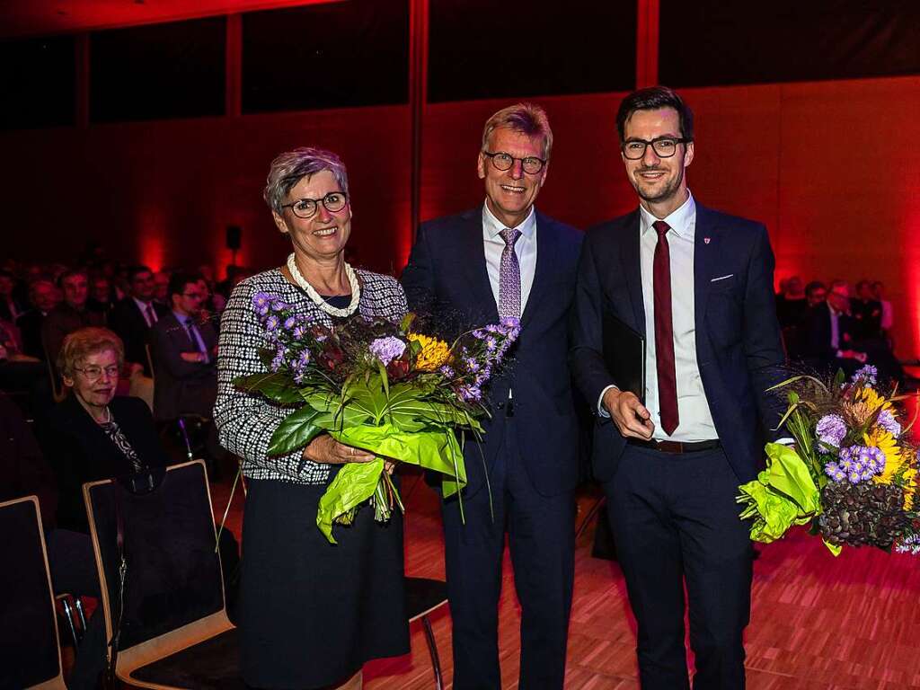 Rund 400 Menschen aus Freiburgs Politik- und Wirtschaftszene kamen in die Messe Freiburg.