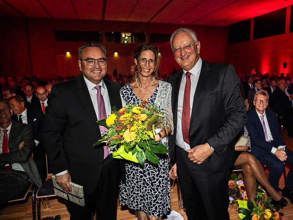 Rund 400 Menschen aus Freiburgs Politik- und Wirtschaftszene kamen in die Messe Freiburg.