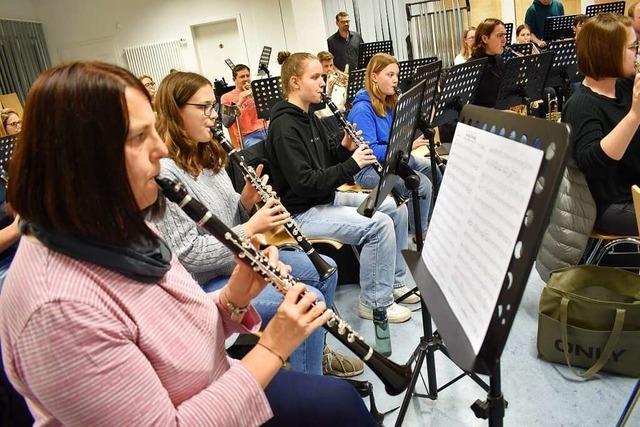 Der Musikverein Öflingen spielt aus Dank für Treue in der Corona-Zeit umsonst